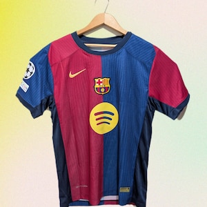 Lamine Yamal #19 Mens MEDIUM Nike FC Barcelona Home STADIUM Jersey - Replica
