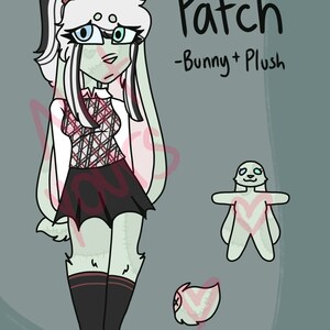 Puede incluir: Una ilustración de dibujos animados de un conejo blanco con pelo rayado en blanco y negro que lleva una falda negra, una camisa blanca y botas negras. El conejo sostiene un pequeño conejo de peluche blanco con detalles rosas. El texto "Patch - Bunny + Plush" está escrito encima del conejo.