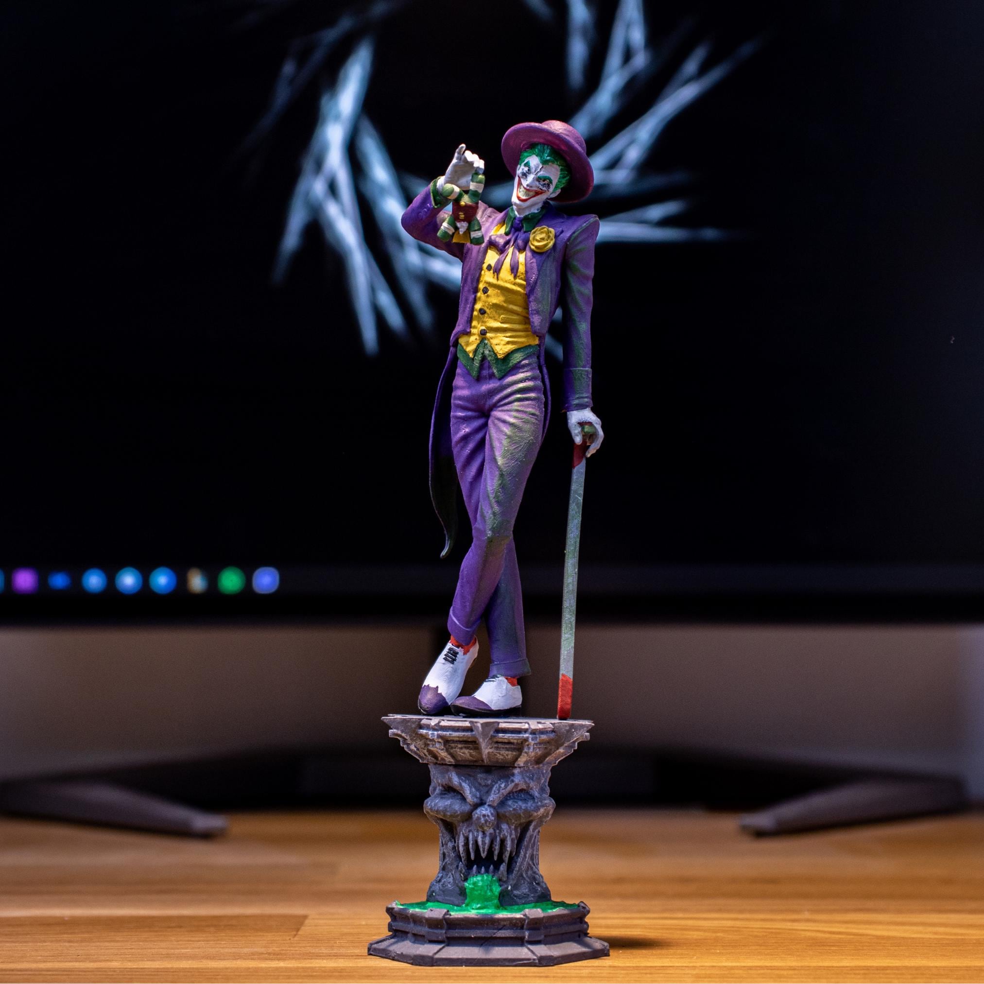 Joker 6.9'' Resin Statue , Handmade painting, Gift for him, Collectible Item, Birthday , Shelf decoration, 3D Printed, Resin, Great Quality