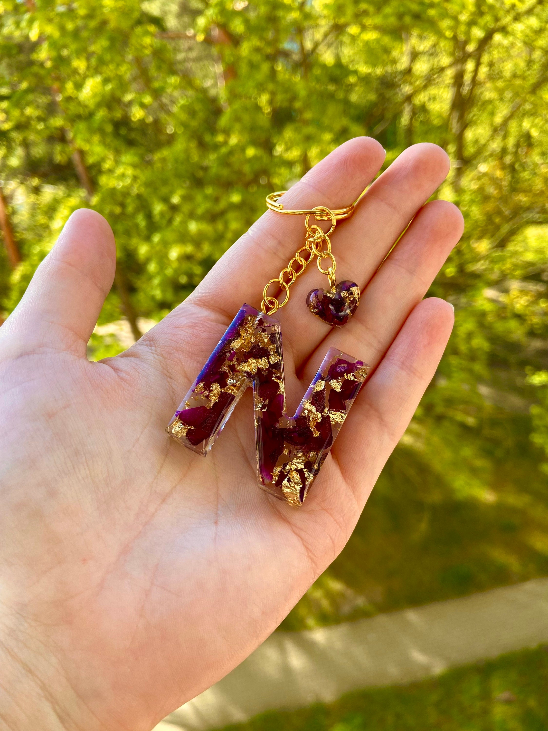 Epoxy Resin Keychain With Heart Pendant and Dried Roses