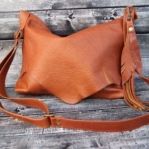 Lighy brown leather crossbody bag, Medium crossbody purse, Hobo bags with zipper, Gift for girl, Purse for the summer.