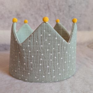 Birthday crown "Pünktchen and Anton" image 1