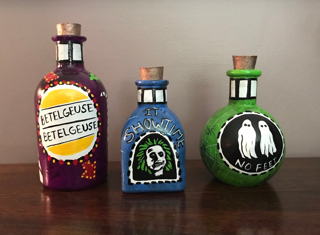 Beetlejuice Potion Jars, Halloween Home Decor, Creepy Art, Tim Burton