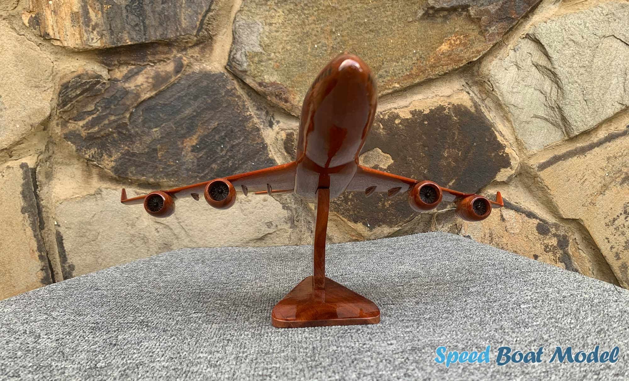 ボーイング747木製飛行機模型：手作りの航空機装飾品（17.7インチ
