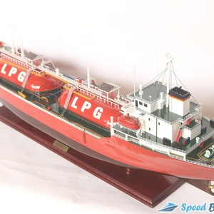 Oceanus 09 LPG Tanker Ship Model: 39.3&quot; Red Hull Boat