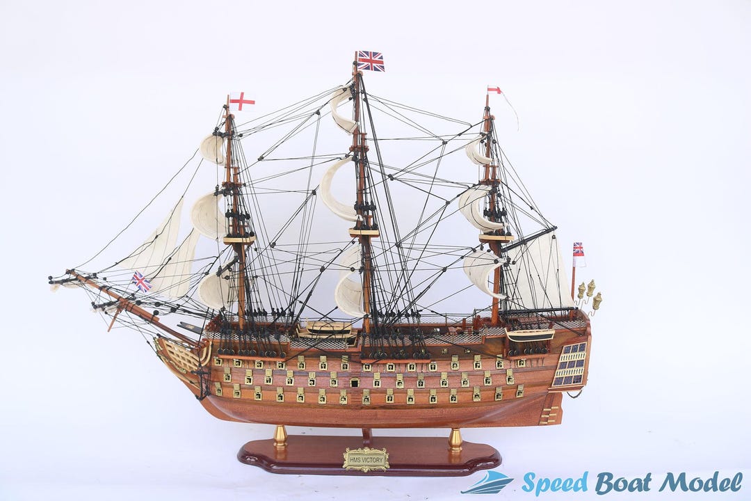 HMS Victor　大型帆船模型　ケース付 Amazon | 帆船模型 完成品 木製 HMS ヴィクトリー号 HMS Victory