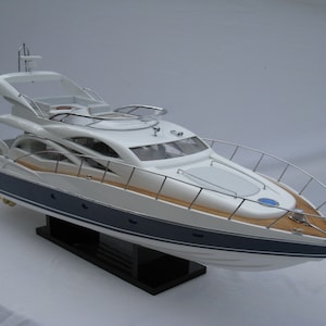Sunseeker Manhattan 64 Modern Yacht Model 34.6″ - Holiday Decoration & Gift