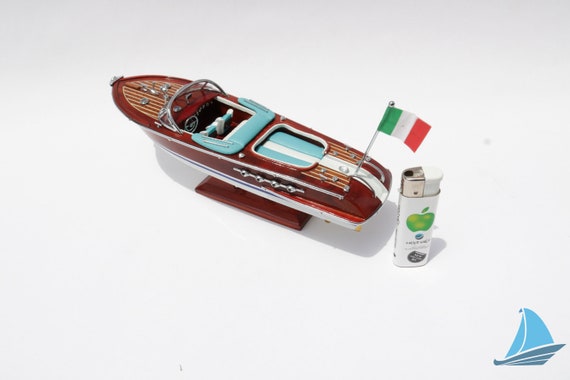 Riva Aquarama 25 Classic Speed Boat Model 9.8 Wooden Model Boat