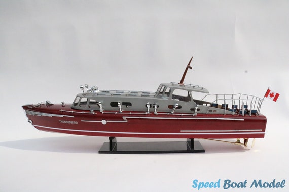 Hacker Craft Thunderbird 1939 Speed Boat Model: 24.4