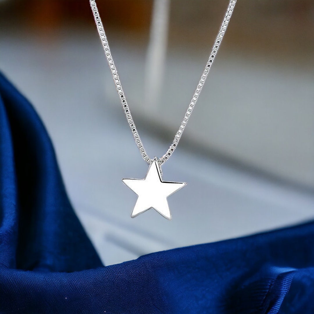 AnnaJewelBox 925 Sterling Silver Crystal Star Charm Pendant Necklace – 18 Inch Box Chain, Lobster Claw Closure, Star-Shaped Charm