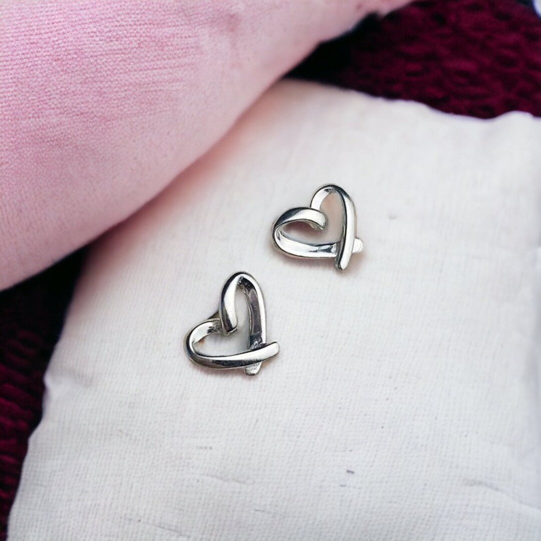 Sterling Silver Heart Outline Stud Earrings Cute Small Ribbon Etsy UK