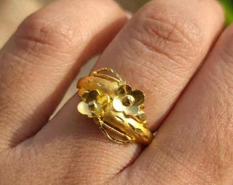 Handmade 22k Yellow Gold Floral Ring: Solid Stacking Band
