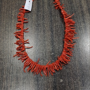 Cuentas de coral rojo italiano natural: rama mediterránea, tira de 40 cm