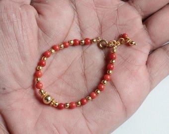 Pulsera para bebé bañada en oro de 14 quilates con coral rojo, joyería para recién nacidos.