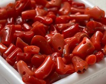 Red Coral Natural Polished Rough Bead/Chips/Uncut/Nuggets/ Floor chips/italian charms/For Making Jewelry/Wholesaler/Supplies