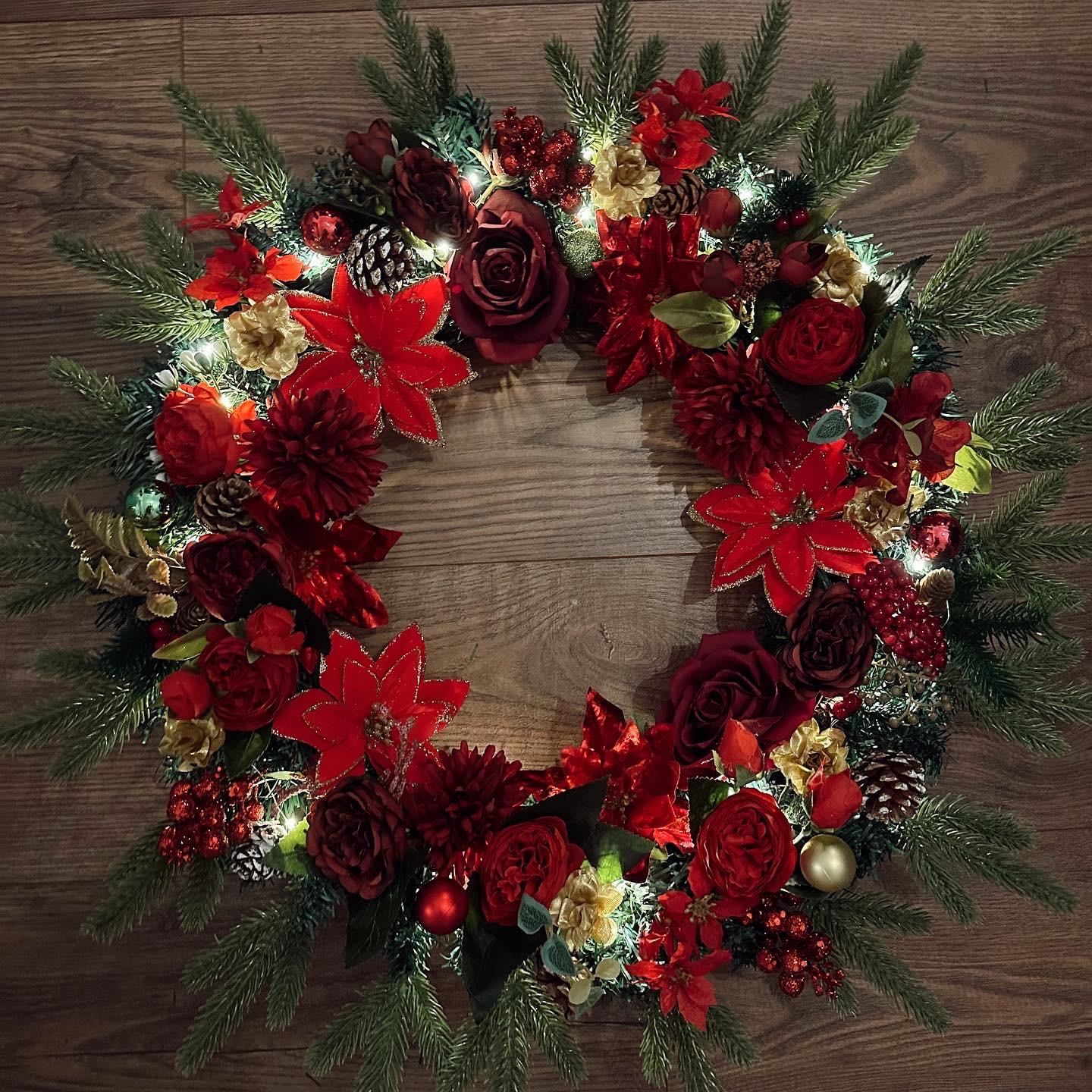 Extra Large 70cm Luxury Artificial Christmas Door Wreath With