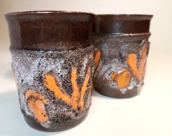 Ein Set aus vier Strehla Germany MUGS Fat Lava Bechern