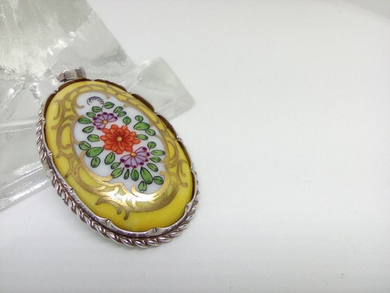 Dresden Porcelain MEDALLION PENDANT by Carl Thieme Saxony Art Nouveau 1902-1920 Sterling Silver Germany