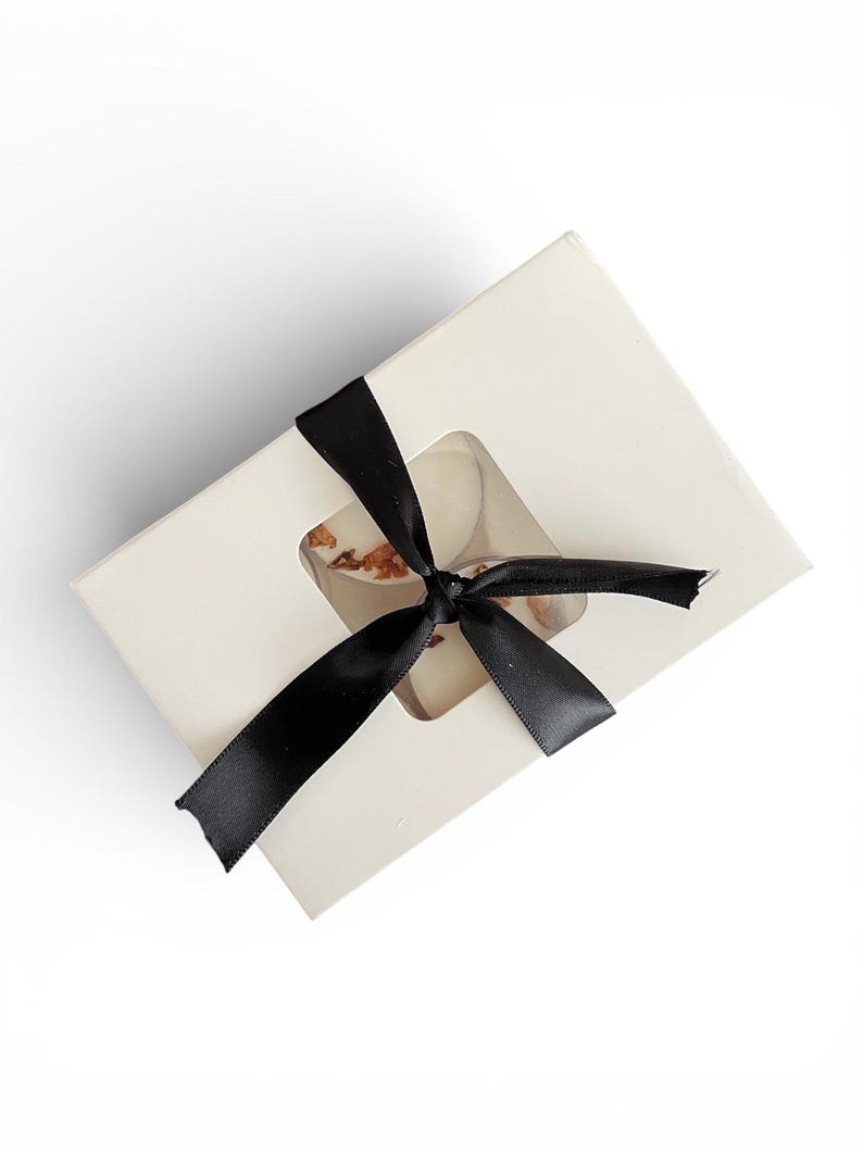 Velas de té de soja con aroma a rosas - Juego de 6 velas florales, regalo romántico para el autocuidado, fragancia para el hogar ideal para spa y relajación. imagen 5
