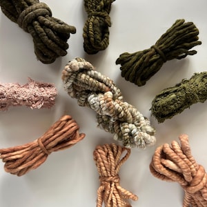Artisanal Hand-Dyed & Spun Fiber Pack: Bulky Weaving Yarn Bundle for Crafters