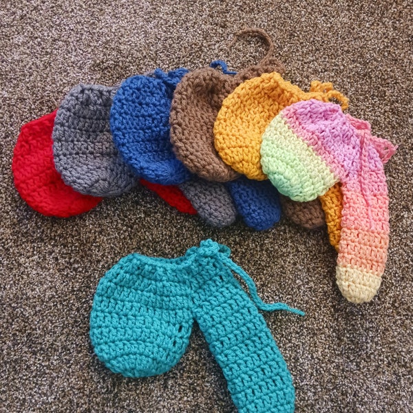 Crochet willie warmer