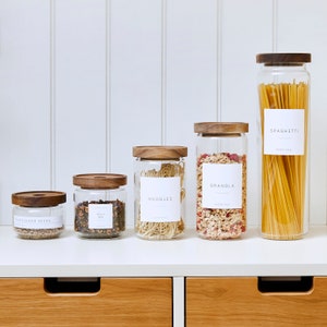 Glass Kitchen Storage Jars | Waterproof labels | Acacia Lids | Personalised labels | Kitchen Storage | Eco Friendly | Acacia silicone Lids