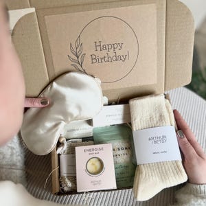 Birthday gift for her, Birthday pamper gift, Birthday hamper for women, Birthday gifts for women, Birthday spa package