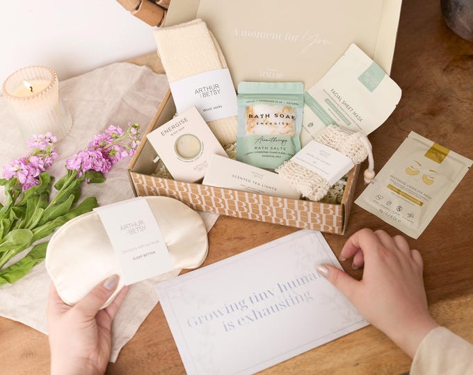 Pregnancy pamper hamper - mum to be box, maternity gift sets, self care package for pregnancy, baby shower gifts, pregnancy, spa day