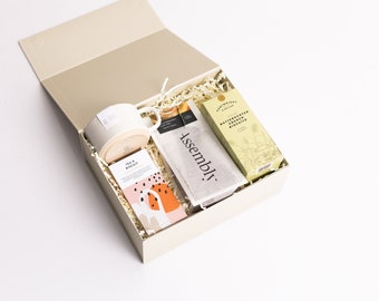 Coffee lover gift, coffee gifts, coffee treat box, coffee presents, coffee and biscuits hamper, new home gift, food gifts, Christmas gift