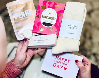 Valentine's Letterbox Luxury Treats Gift Box, Valentine's gifts for her, Valentine's gift for girlfriend, Valentine gift box for wife