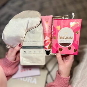 Valentine&#39;s pamper gift, Valentine&#39;s gifts, Valentine&#39;s gift box, Valentine&#39;s gifts for her, Valentine&#39;s hamper