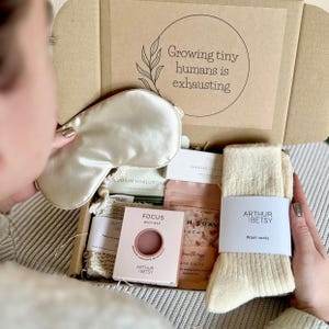 Conjunto de presentes para autocuidado de novas mamães, presente para chegada de um bebê, caixa de presente para spa de gravidez para futuras mamães, cesta de mimos para mamães e bebês, cesta de gravidez para bebês