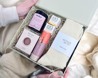 Mum's ultimate pamper hamper, Mother's Day gift for mum,Hamper for mum, Pamper gift box for mum,Self care gift for mum,Birthday gift for mum
