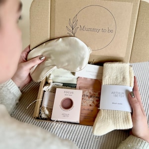 Pregnancy Spa Gift Box, Maternity Gift, Pregnancy Self Care, Pamper Hamper for Mummy to Be, New Mum Care Package, Baby Shower gift