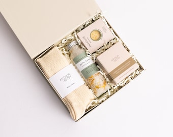 Relax and recharge gift, relaxing gift, self care gift, pick me up gift, pamper hamper, Christmas gift, Pamper hamper, Personalised gift