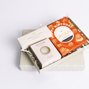 Geburtstagsgeschenk, Geburtstagsgeschenkbox, personalisierter Geschenkkorb, Meilenstein-Geburtstagsgeschenk, Geschenk zum 30. Geburtstag, Geschenk zum 50