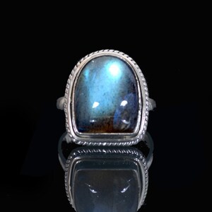 Labradorite Ring, 92.5% Sterling Silver Ring, Handmade Jewelry, Blue Flash Labradorite, Bohemian Ring, Graduation Gifts for her