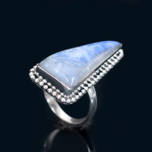 Regenbogen Mondstein Ring, 92.5% Sterling Silber Ring, Handgemachter Schmuck, Blauer Blitz Mondstein, Geschenk für sie, Mondstein Ring