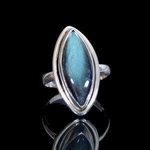 Labradorite Ring, 92.5% Sterling Silver Ring, Handmade Jewelry, Blue Flash Labradorite, Boho Style Marquise Silver Ring, Graduation Gifts