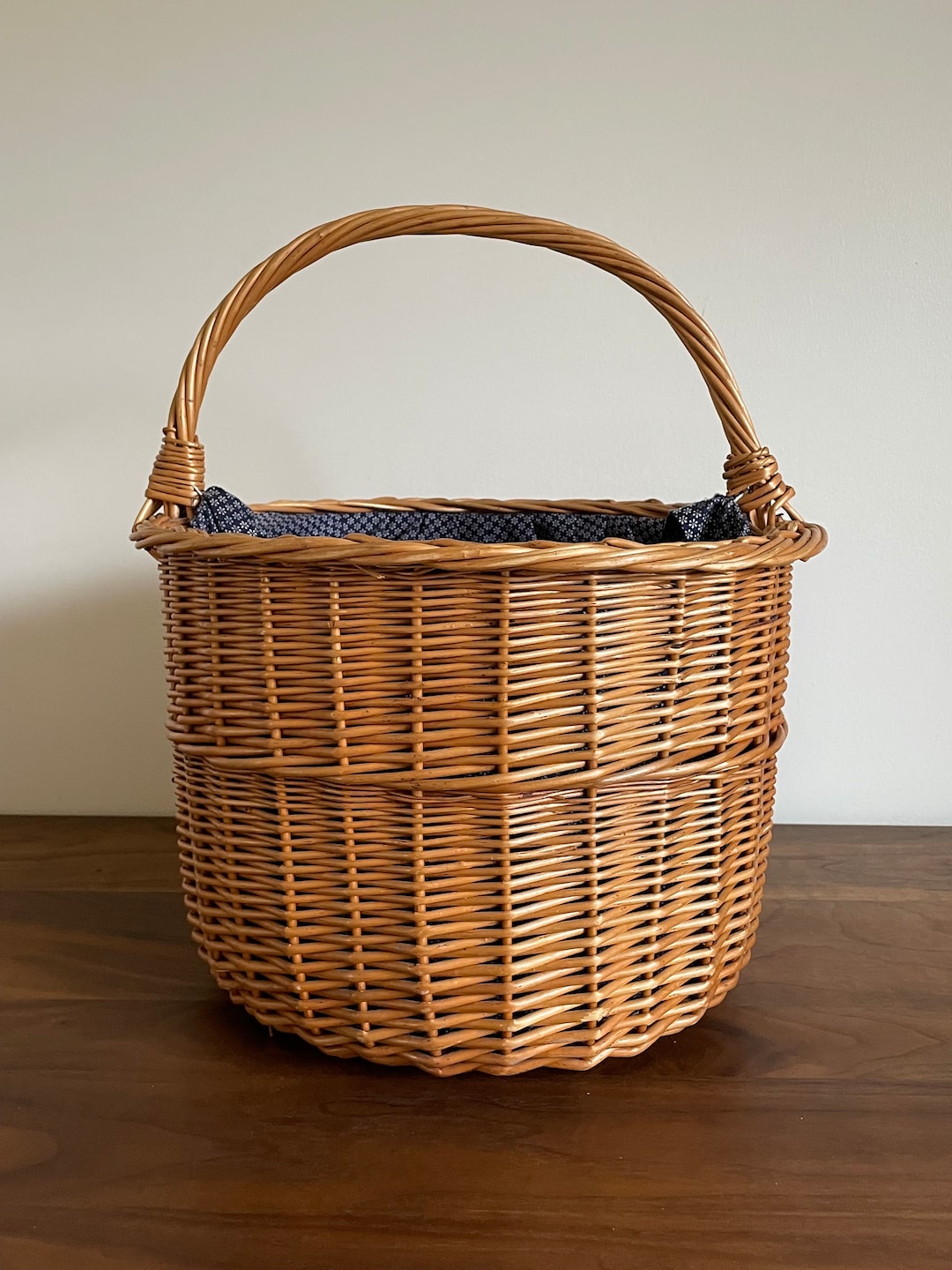 Vintage Large Round Market Basket With Lined With Fabric Etsy