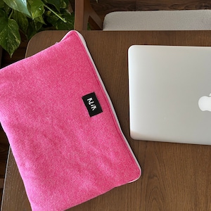 Barb pink woolen laptop case, 13 inch, 14 inch, 15 inch laptop sleeve, %100 handmade soft laptop cover