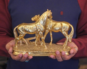 黄金の馬の彫刻｜中国の馬の像｜家庭や職場向けの優雅な装飾品｜動物の