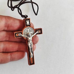 Heilige Benedictus Crucifix Cross Olijfhout Katholieke Hanger Ketting