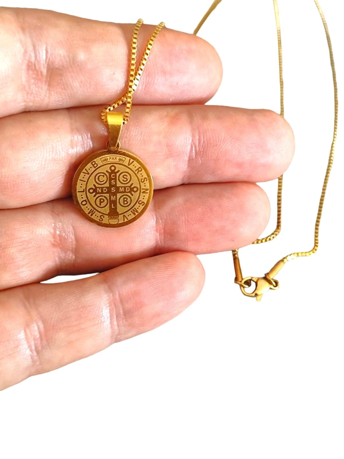 COOLTIME Collana Con Medaglia Di San Benedetto Collana Con Ciondolo A Medaglione Cattolico In Acciaio Inossidabile Girocollo Vintage Con Amuleto San Beno Regalo