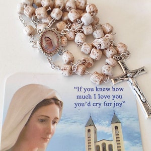 Stenen rozenkrans Maagd Maria Medjugorje, handgemaakte katholieke rozenkrans heilige cadeaukaart