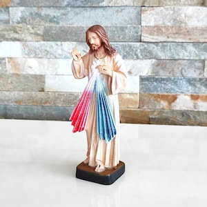 Handgemachte barmherzige Jesus-Statue: Christliche religiöse Skulptur