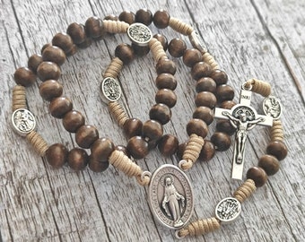 Rosario de San Miguel y Medalla Milagrosa con medallas de la Cruz de San Benito