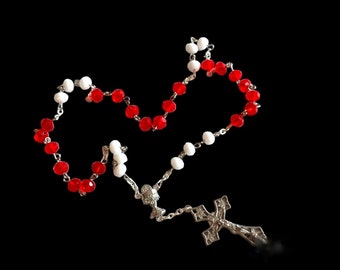 Chaplet of Adoration ROSARY The Chaplet of Adoration Eucharistic Adoration