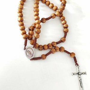 ROSARIO Cattolico Medjugorje Vergine Maria Madonna in legno d'ulivo Biglietto regalo