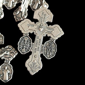 Cruz de crucifijo de perdón caja 5, 10, 20, 50 piezas cruz católica de perdón al por mayor imagen 4